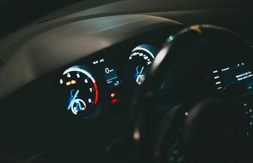 A guide to understanding your car’s warning lights